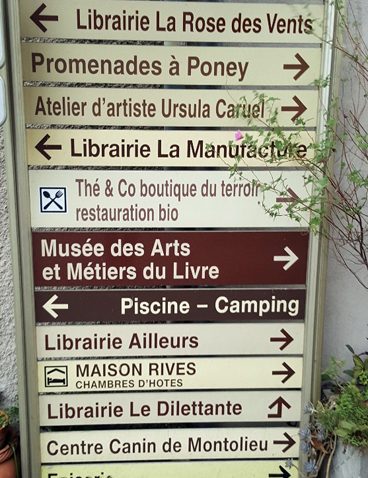 Montolieu – street sign