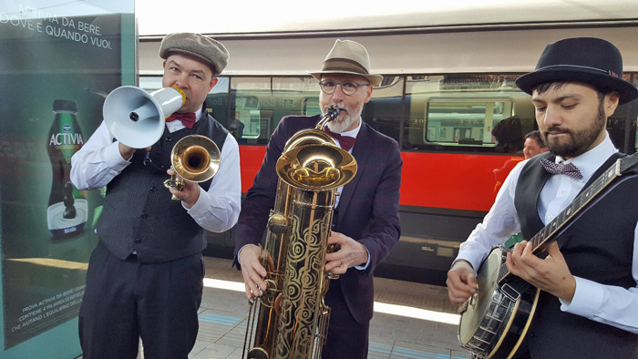 Band playing on the platform at Venice Station