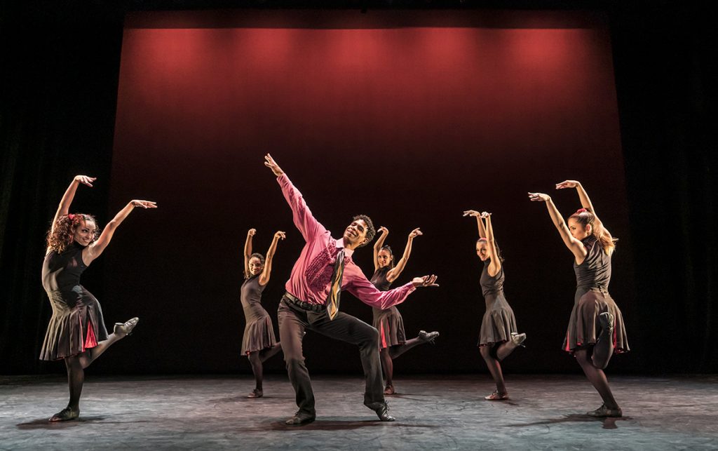 Carlos Acosta with Acosta Danza. Pic by A Droster