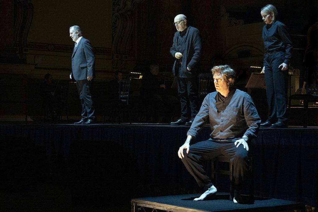 Robert Hayward as Don Pizarro, Brindley Sherratt as Rocco, Rachel Nicholls as Leonore, with Toby Spence as Florestan (front) in Opera North’s Autumn 2020 production of Beethoven’s Fidelio.
Conductor: Mark Wigglesworth, Staging: Matthew Eberhardt, Livestream Director: Peter Maniura 
Image credit: Richard H Smith
