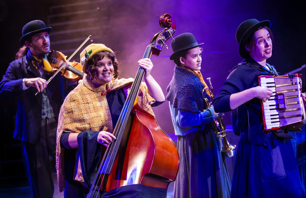 A Christmas Carol at Octagon Theatre, Bolton. Pamela Raith Photography