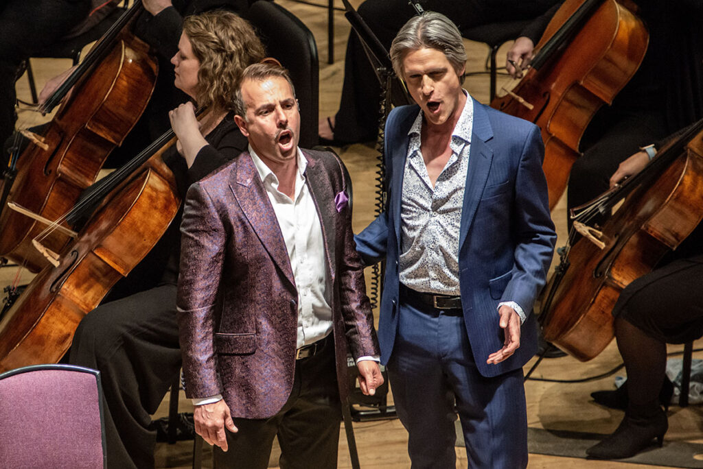 Nico Darmanin as Nadir and Quirijn de Lang as Zurga with the Orchestra of Opera North. Photo credit: Charlotte Wellings