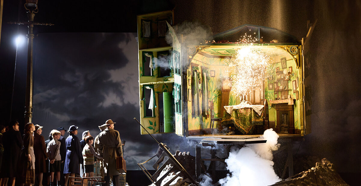 An Inspector Calls 2024. Photo by Mark Douet