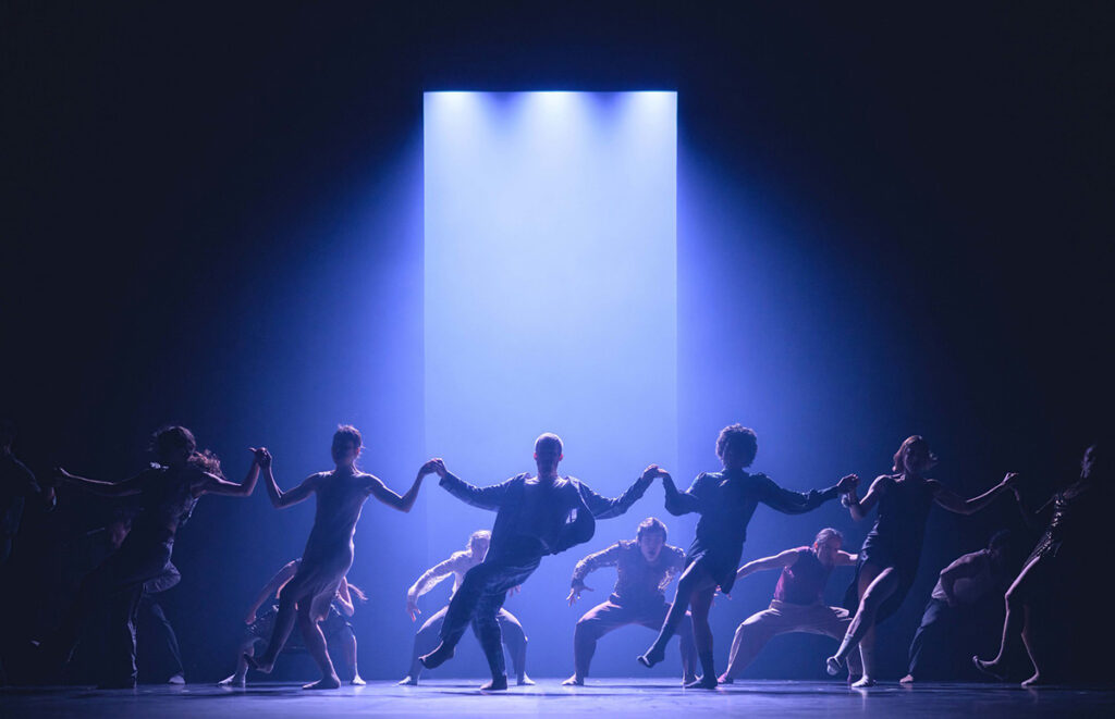 Theatre of Dreams - Tom Visser