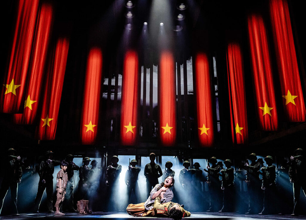 MISS SAIGON. Julianne Pundan (Kim), Mikko Juan (Thuy). Photo Danny Kaan.