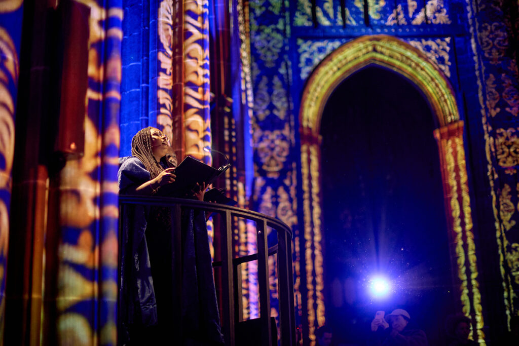 LUMINISCENCE UK Premiere - Photo Lorraine Worsley-Carter