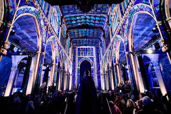 LUMINISCENCE UK Premiere - Photo Lorraine Worsley-Carter