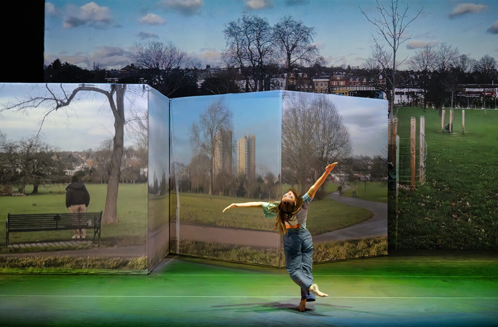 Hidden by Motionhouse. Image Dan Tucker