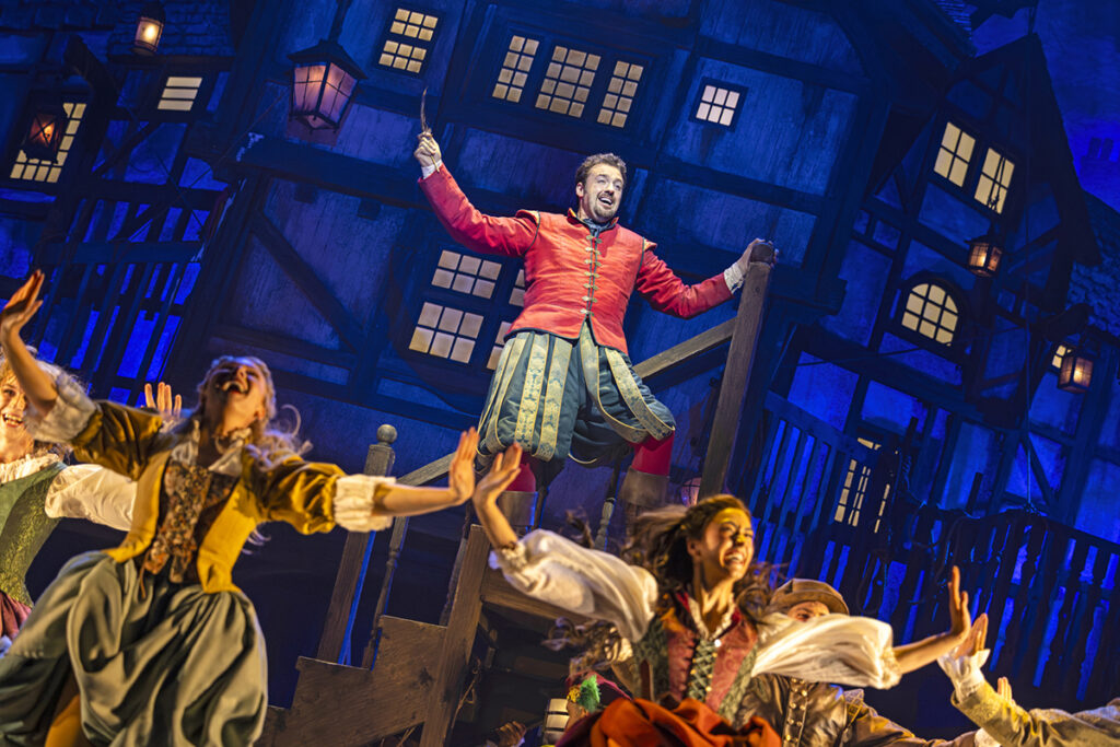 Something Rotten. Pamela Raith Photography