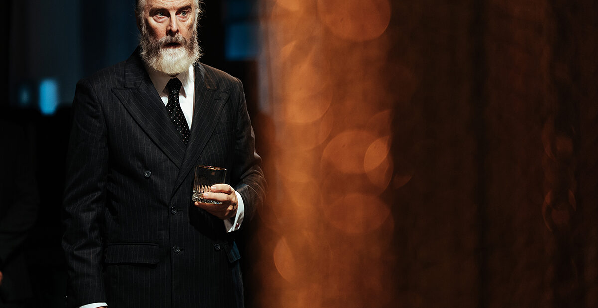 David Threlfall (King Lear) in King Lear at the Royal Exchange Theatre. Photo by Helen Murray
