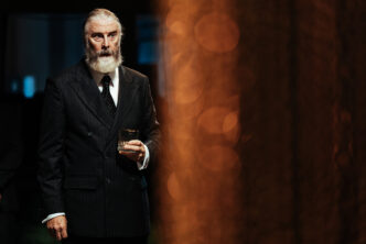 David Threlfall (King Lear) in King Lear at the Royal Exchange Theatre. Photo by Helen Murray