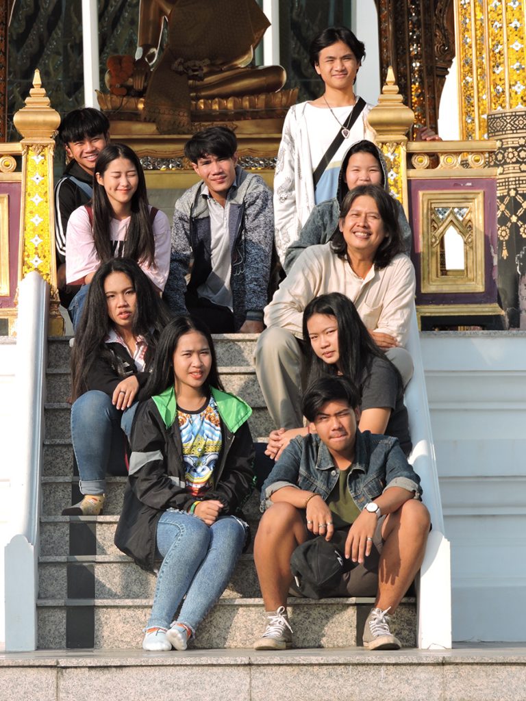 Moradokmai Theatre Community from Thailand: Temple Cast