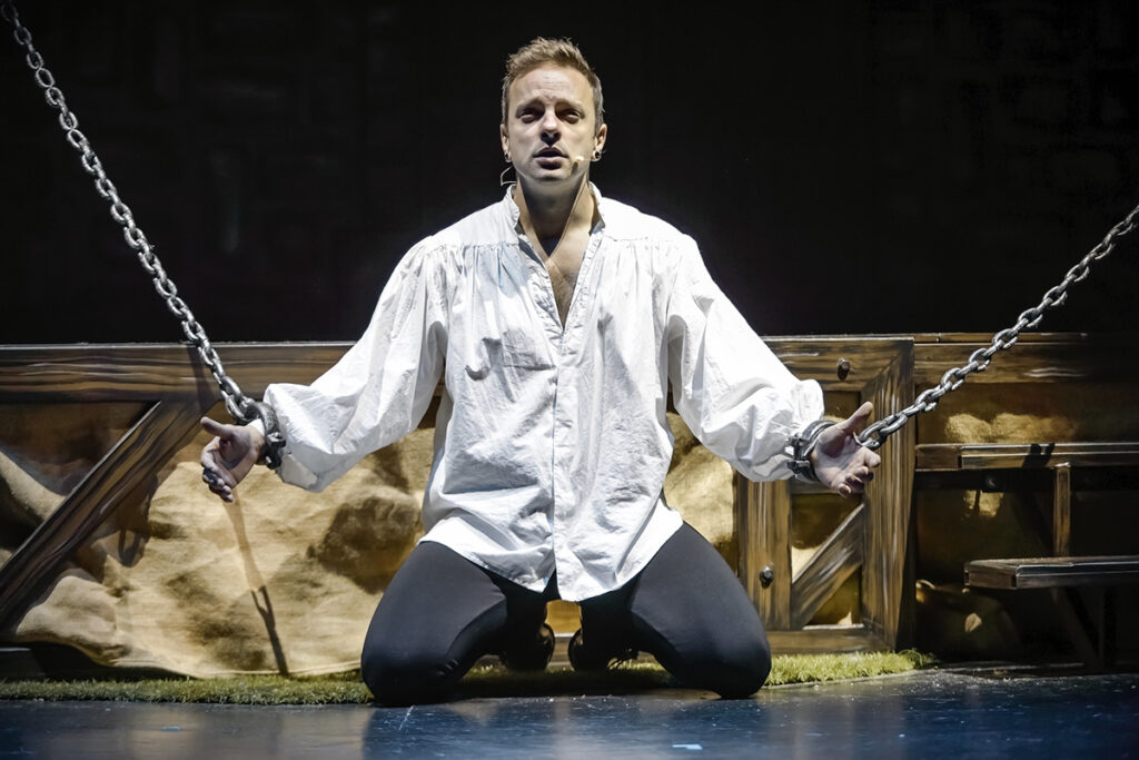 Al Dunn in Le Navet Bete's King Arthur
