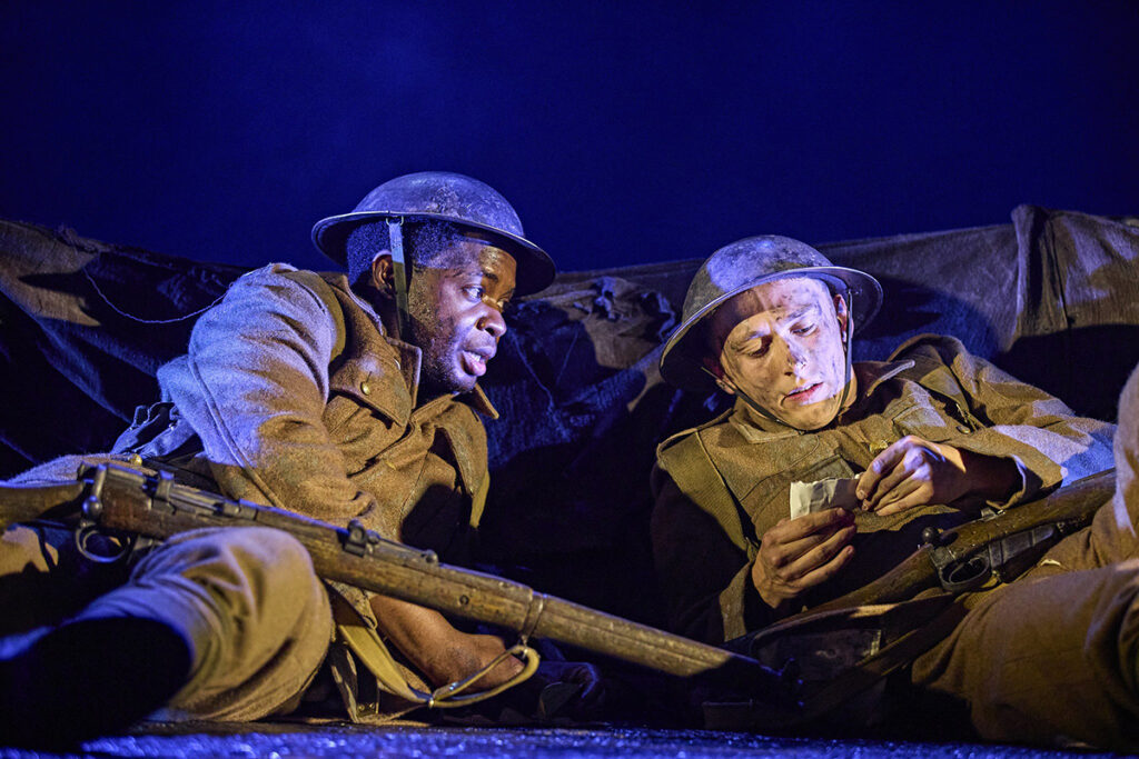 Ike Bennett (David Taylor) and Tom Sturgess (Albert Narracott) in War Horse. c. Brinkhoff-Moegenburg