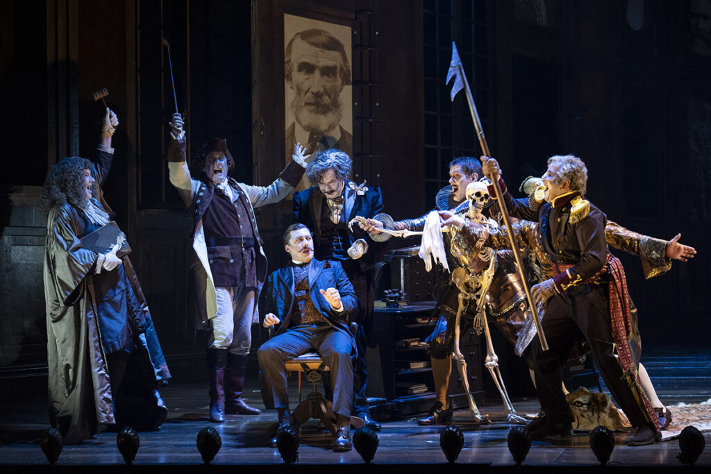Ruddigore Opera North Credit - Richard H Smith