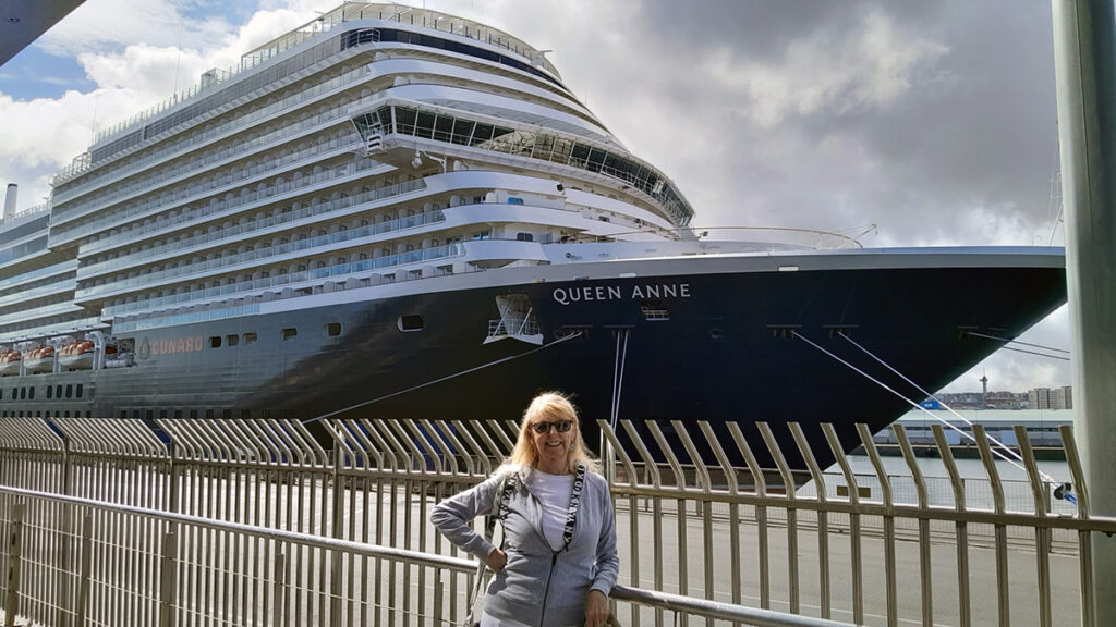 Lorraine with Queen Anne on her Maiden Voyage to Portugal Image by Bob Carter